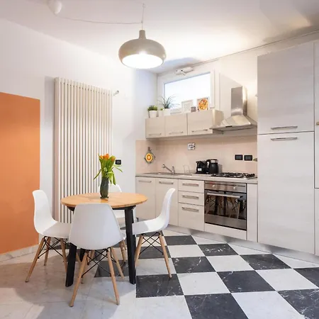 Caseospitali - Stazione5, Vicino Stazione Ideale Per Due Apartment *